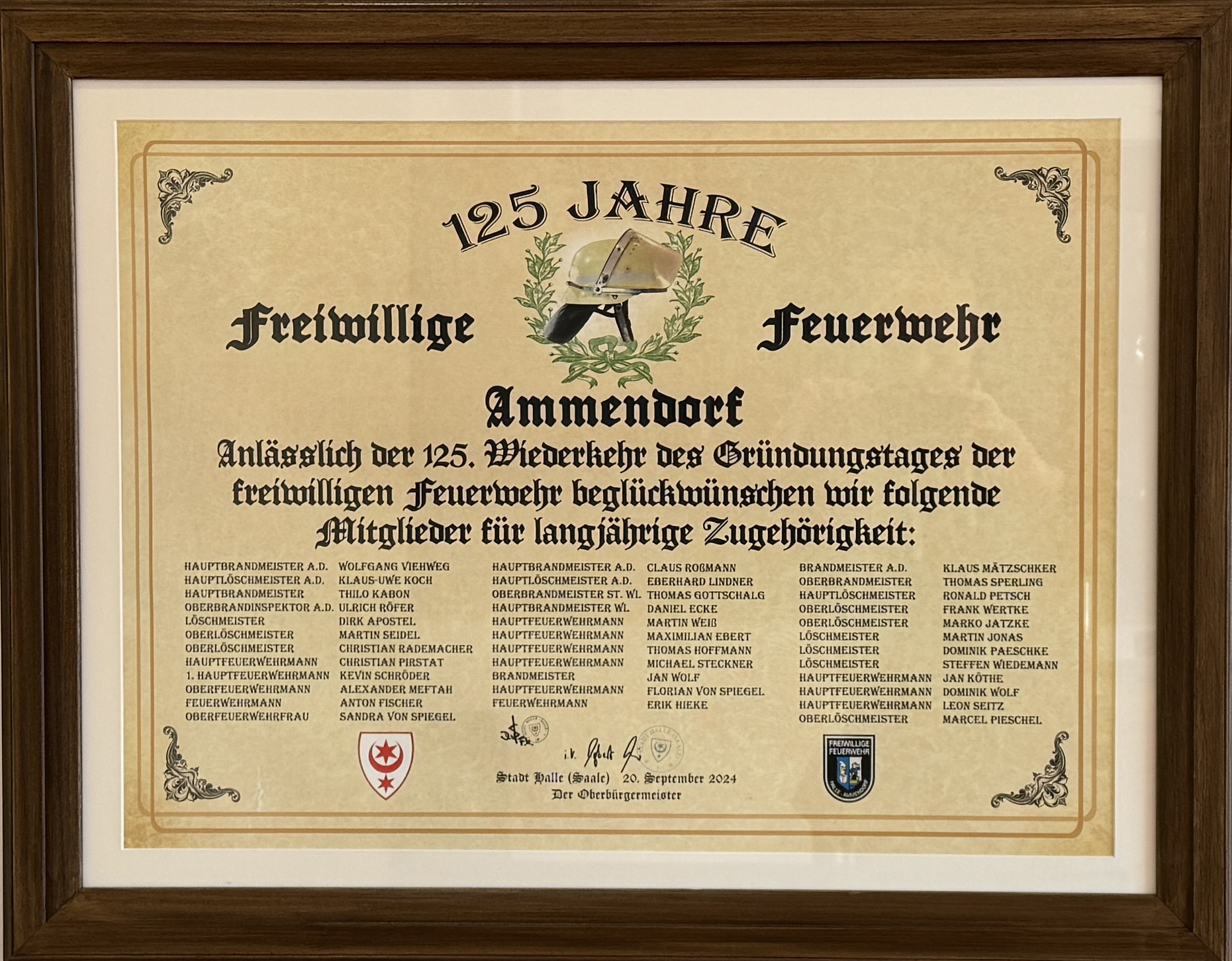 125_ahnentafel 125 Jahre Dienst für Ammendorf